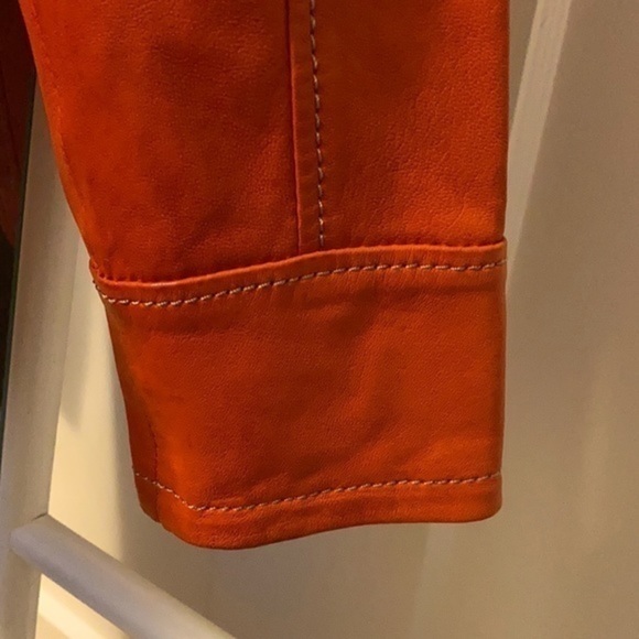 Italian made Designer genuine leather buttoned jacket - Picture 6 of 10